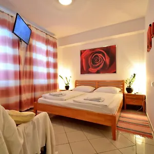 Ajo Garden - Contactless Check-in Apartmán